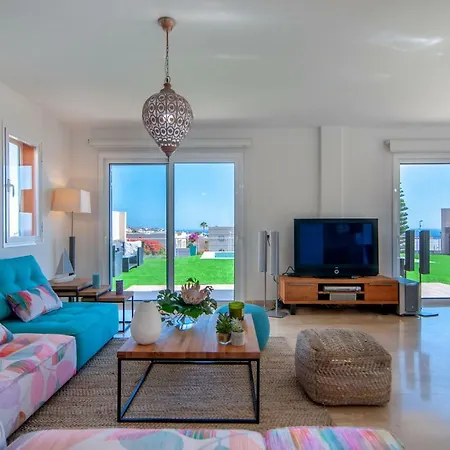 Vila Chalet Madronal *